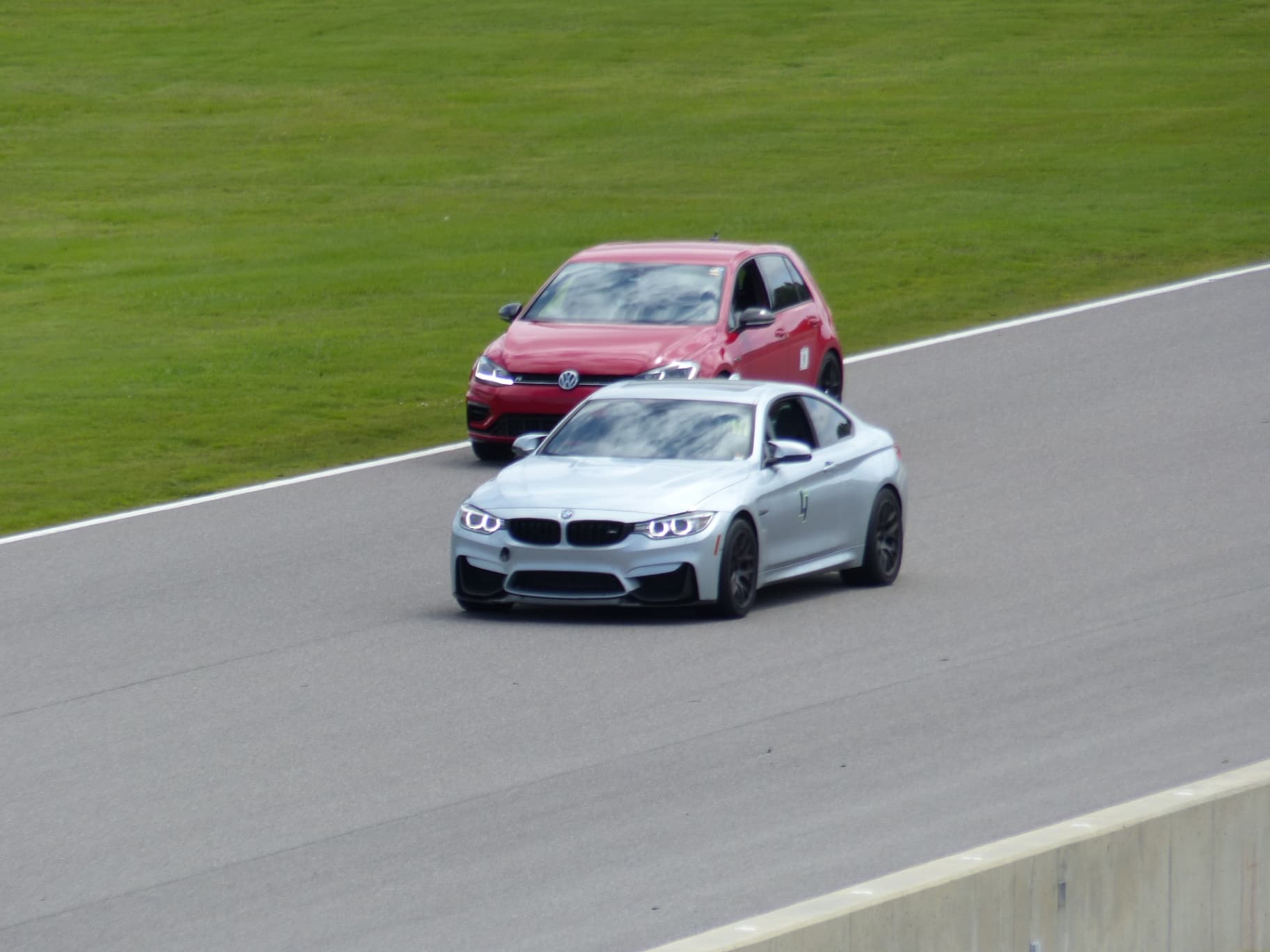 2015 BMW M4 photo 3